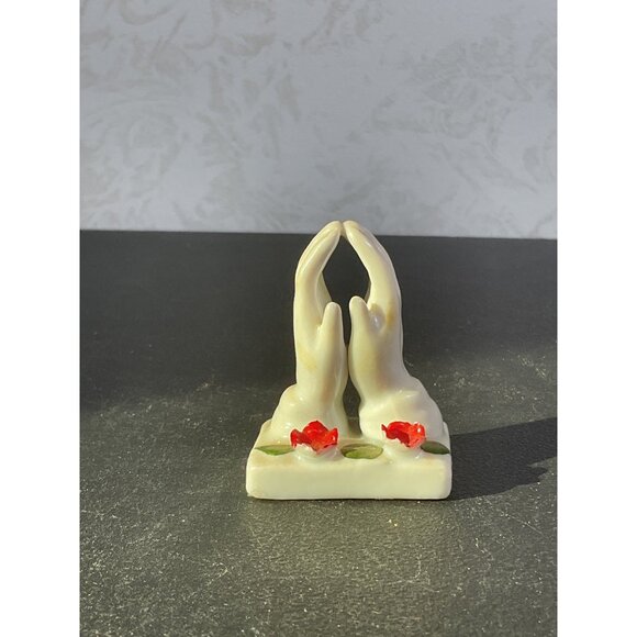 Vintage Ceramic Praying Hands Figurine With Red Flowers - Picture 1 of 7